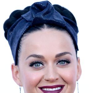 Katy Perry piano