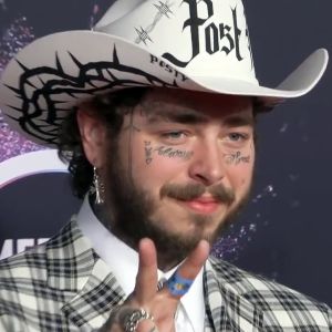 Post Malone piano